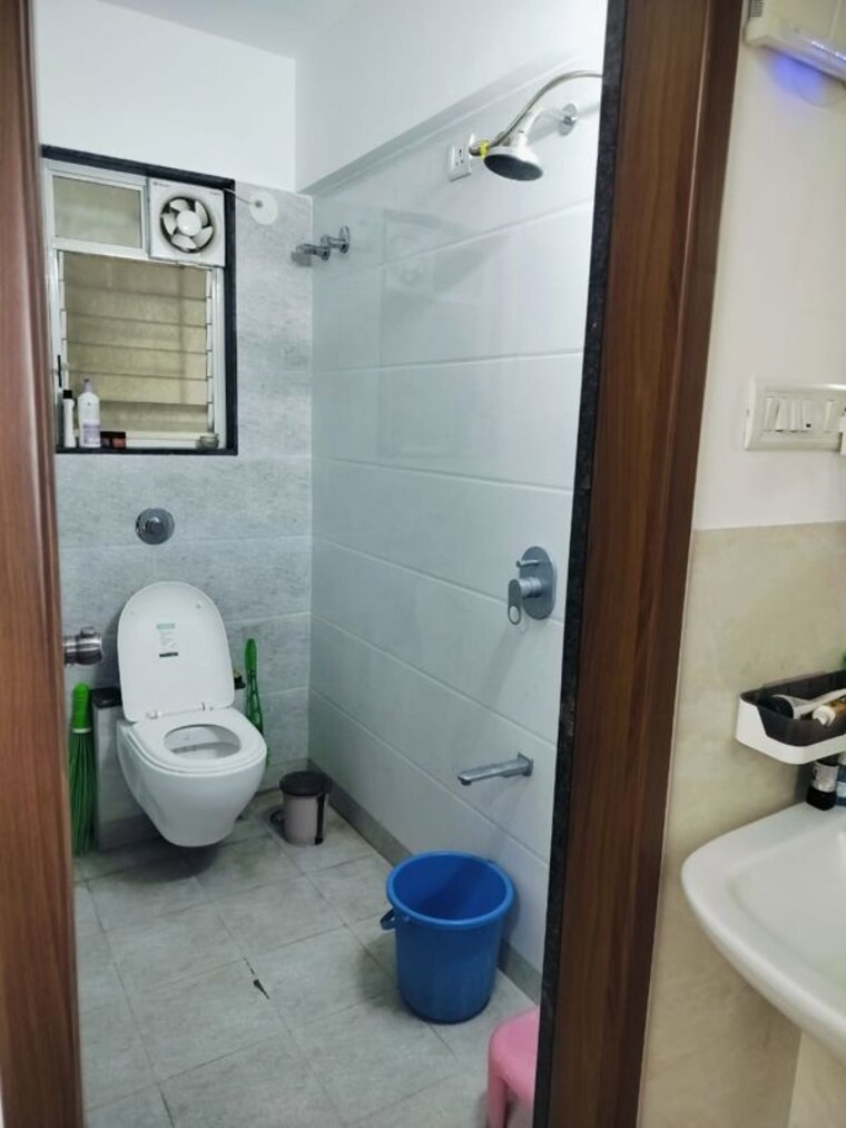 Bathroom, venkatesh-graffiti 2 Bedroom 850 Sq.Ft. Apartment In Keshav Nagar Pune 10522954