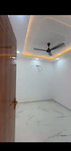 Bathroom in 4 BHK Builder Floor at Mahavir Enclave – for Sale