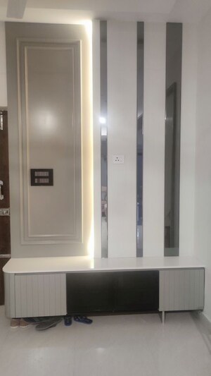 Furnished Amenities in 2 BHK Builder Floor at Venkatraya Nagar – for Sale