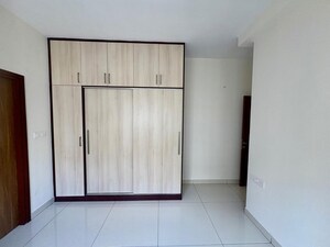 Room in 2 BHK Apartment at Eden Park At The Prestige City, Sarjapur Road – for Rent