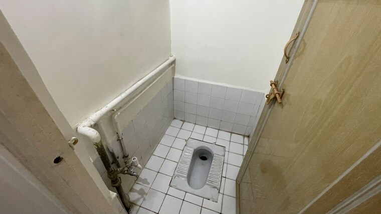Bathroom, shantiban-chs 1 Bedroom 600 Sq.Ft. Apartment In Kothrud Pune 10522997