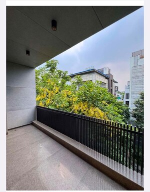Balcony in 4 BHK Builder Floor at South Extension ii – for Rent