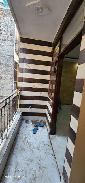 Balcony in 2 BHK Builder Floor at Dwarka Mor – for Rent