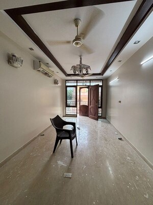 Living Room in 3 BHK Builder Floor at Shivalik Colony – for Rent