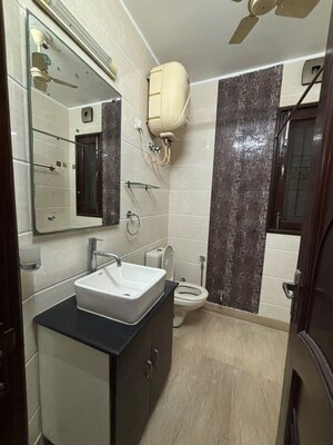 Kitchen in 3 BHK Builder Floor at Shivalik Colony – for Rent