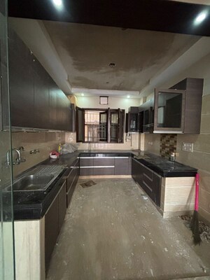 Kitchen in 3 BHK Builder Floor at Shivalik Colony – for Rent