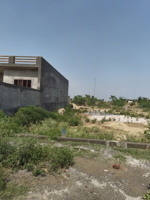  Plot For Sale in Sector 18 Yamuna Expressway