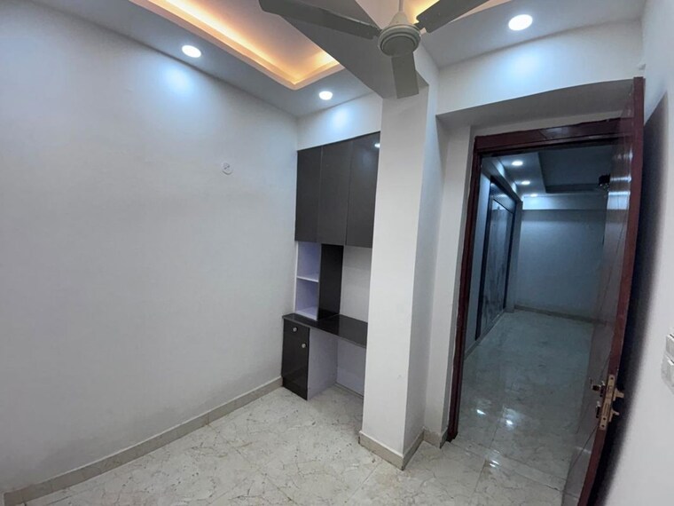 Room, rwa-apartments-sector-47 2.5 Bedroom 1285 Sq.Ft. Builder Floor In Sector 47 Noida 10523247