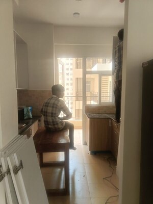 Living Room in 3 BHK Apartment at Noida Central – for Rent