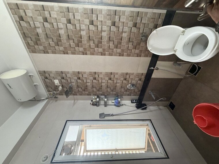 Bathroom, micl-aaradhya-tower 3 Bedroom 1050 Sq.Ft. Apartment In Chembur Mumbai 10523252