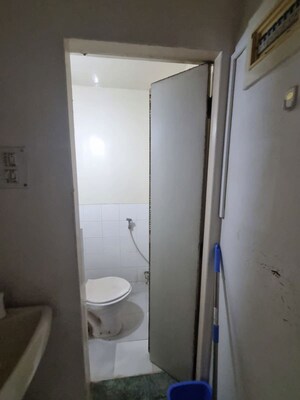 Bathroom in 1 BHK Apartment at Kumar Paradise Pune, Magarpatta City – for Rent