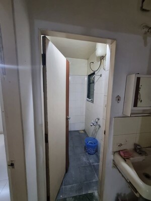 Building Lobby in 1 BHK Apartment at Kumar Paradise Pune, Magarpatta City – for Rent