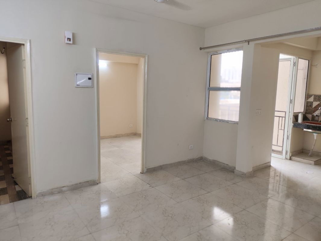 2 BHK 585 Sq.Ft. Apartment in MRG Ultimus