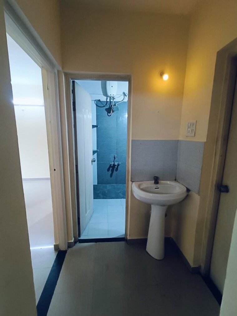 Bathroom, anandtara-sayajiraje-avenue 2 Bedroom 1250 Sq.Ft. Apartment In Mundhwa Pune 10523280