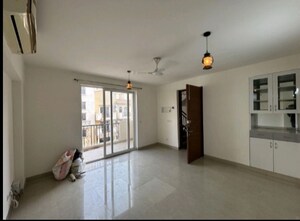 Room in 4 BHK Apartment at Emaar Emerald Floors Premier, Sector 65 – for Rent