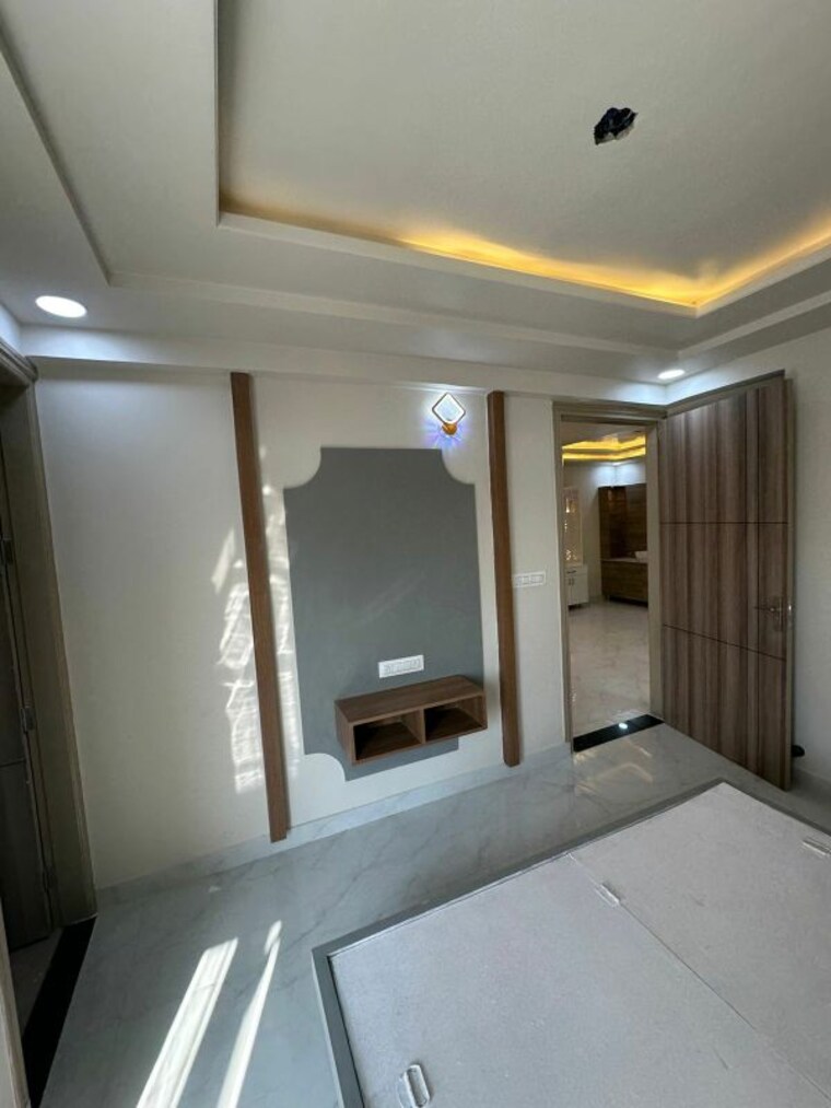 Room, pokhran road no two 1.5 Bedroom 430 Sq.Ft. Apartment In Pokhran Road No Two Thane 10523347