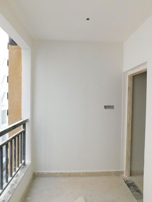 Room in 2 BHK Apartment at SMR Vinay Boulder Woods, Bandlaguda Jagir – for Sale