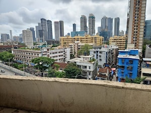 2 BHK Apartment – Exterior View View at Crystal Tower, Parel - for Rent
