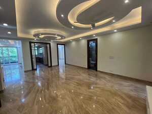 Room in 3 BHK Builder Floor at Sector 23 – for Rent