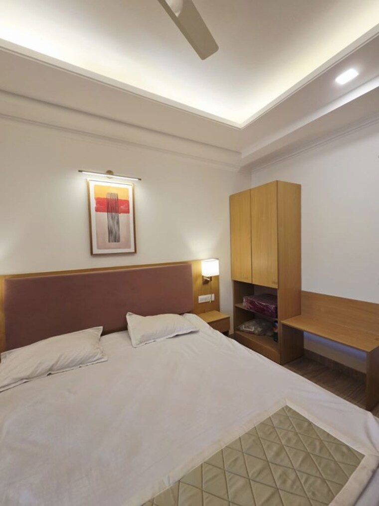 Bedroom, sector 32 Studio 653 Sq.Ft. Builder Floor In Sector 32 Gurgaon 10523439