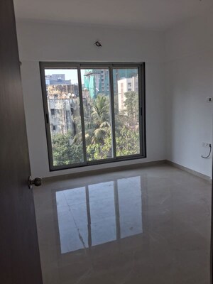 Room in 2 BHK Builder Floor at Borivali East – for Sale