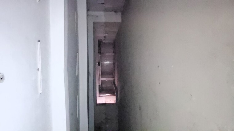 undefined, moti nagar Commercial Warehouse 550 Sq.Yd. In Moti Nagar Delhi 10523572