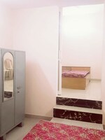 500 Sq.Ft. Pg in Alaknanda