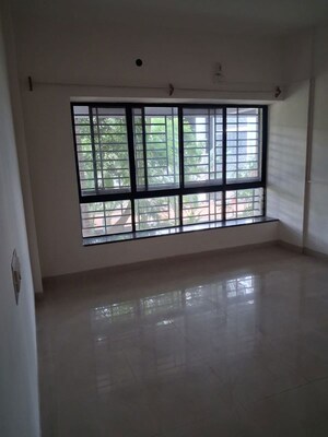Room in 3 BHK Apartment at Kumar Presidency, Koregaon Park – for Sale
