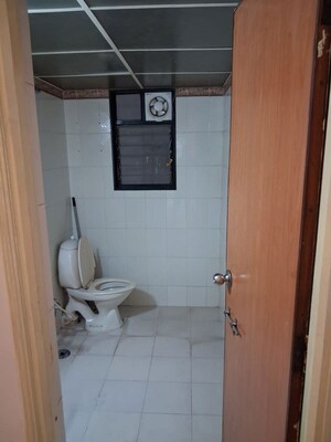 Bathroom in 3 BHK Apartment at Kumar Presidency, Koregaon Park – for Sale