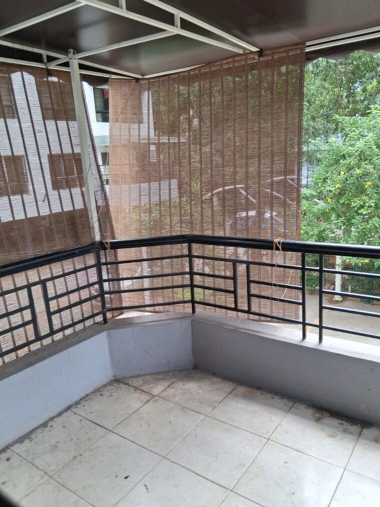 Balcony, kumar-presidency 3 Bedroom 1650 Sq.Ft. Apartment In Koregaon Park Pune 10523597
