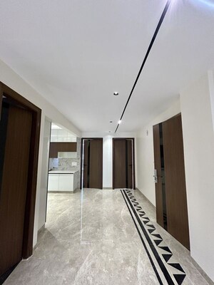 Building Lobby in 3 BHK Builder Floor at Sector 22 – for Rent
