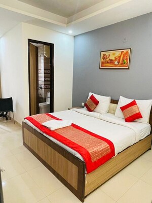 Bedroom in Studio Builder Floor at Sector 39 – for Rent
