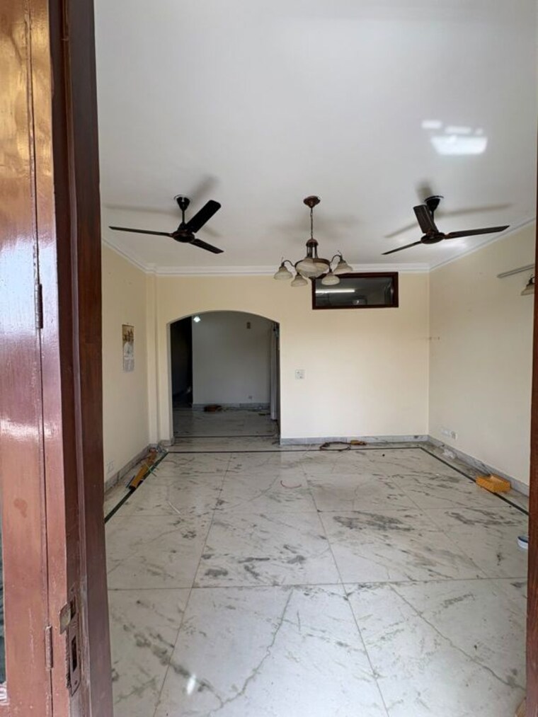 Room, malviya nagar 3 Bedroom 1600 Sq.Ft. Builder Floor In Malviya Nagar Delhi 10523633