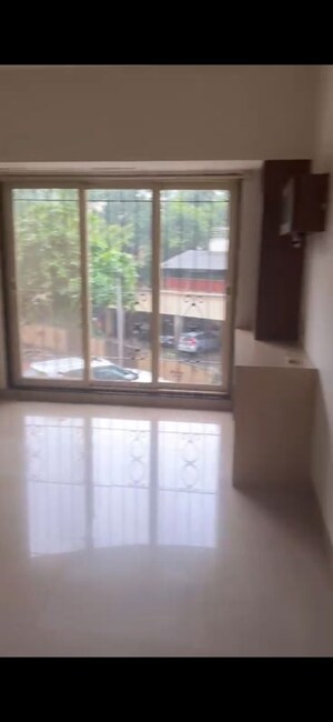 Room in 2 BHK Apartment at Anmol Towers, Goregaon West – for Rent