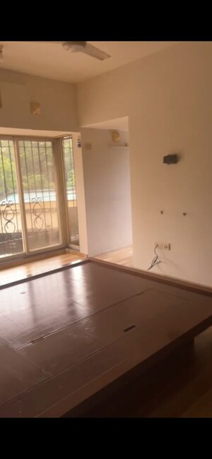 Room in 2 BHK Apartment at Anmol Towers, Goregaon West – for Rent