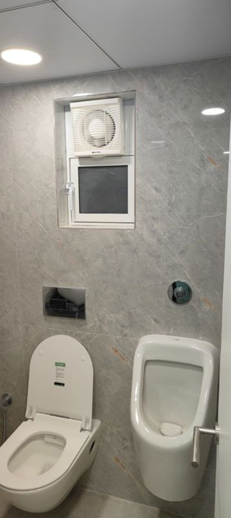Bathroom, omkar-the-summit-business-bay Commercial Office Space 1440 Sq.Ft. In Andheri East Mumbai 10523646