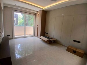 Room in 3 BHK Builder Floor at Sector 22 – for Rent