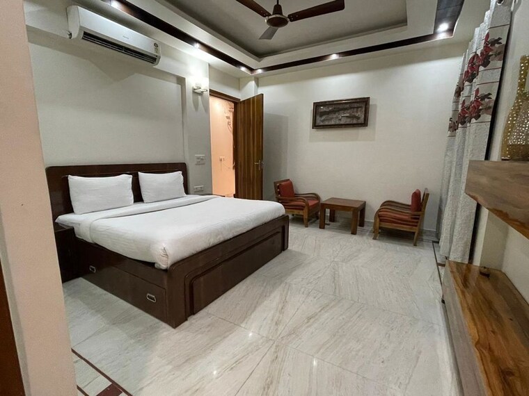 Bedroom, sector 46 3 Bedroom 2500 Sq.Ft. Independent House In Sector 46 Noida 10523680