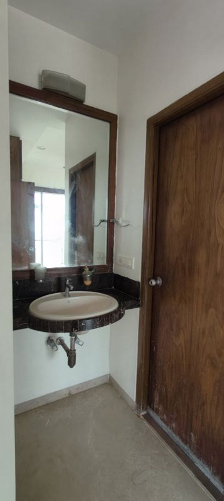 Bathroom, chembur-lotus-chs 4 Bedroom 2200 Sq.Ft. Apartment In Chembur Mumbai 10523682