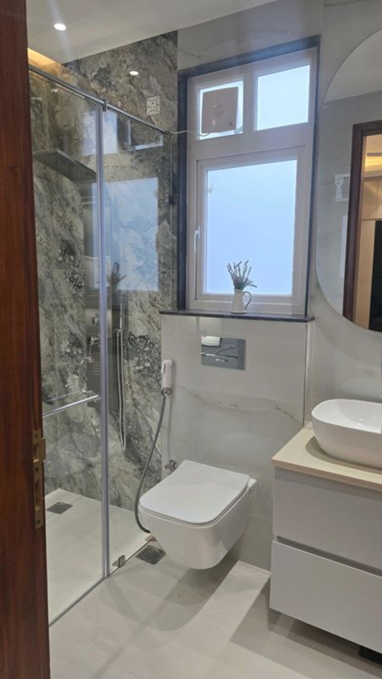 Bathroom, sector 21 4 Bedroom 2200 Sq.Ft. Builder Floor In Sector 21 Gurgaon 10523703