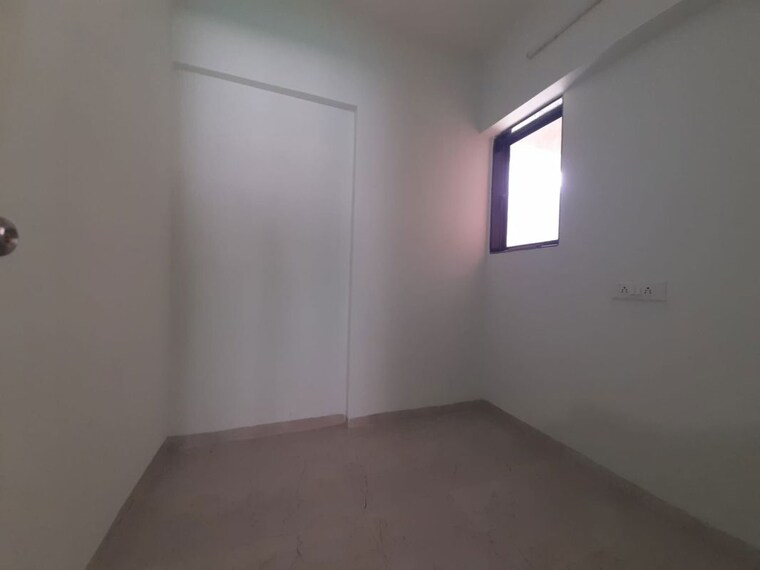 Room, siddharth-nagar-chs-goregaon 2.5 Bedroom 750 Sq.Ft. Apartment In Goregaon West Mumbai 10523707