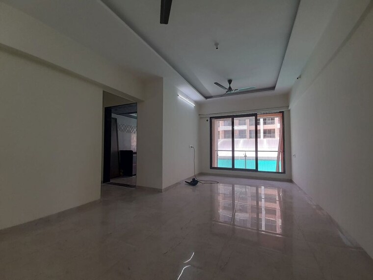 Room, siddharth-nagar-chs-goregaon 2.5 Bedroom 750 Sq.Ft. Apartment In Goregaon West Mumbai 10523707