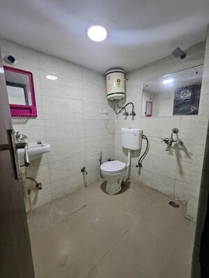 Bathroom in 1 BHK Builder Floor at Saket – for Rent