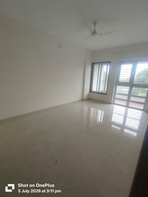 Room in 2 BHK Apartment at Lokmanya Nagar – for Sale