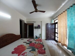 Bedroom in 3 BHK Builder Floor at Sector 22 – for Rent