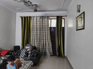 Living Room in 3 BHK Builder Floor at Sector 22 – for Rent