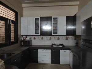 Kitchen in 3 BHK Builder Floor at Sector 22 – for Rent