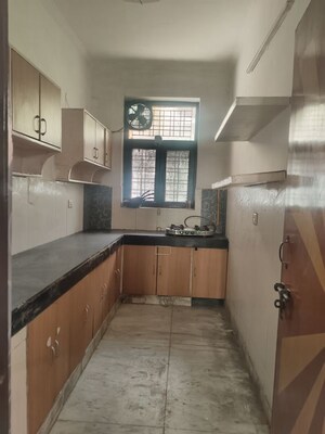 Kitchen in 3 BHK Builder Floor at Sector 37 – for Rent