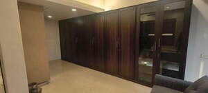 Room in 4 BHK Villa at Kalina – for Rent