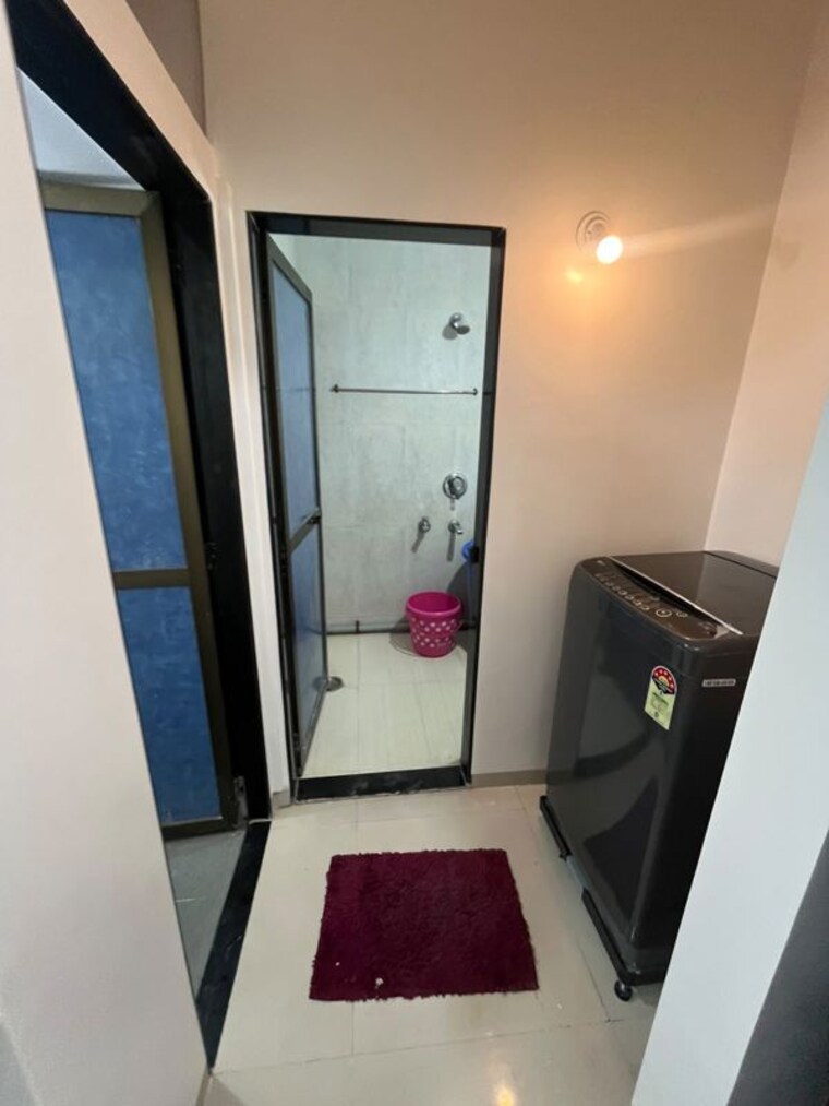 Bathroom, naupada 1 RK 350 Sq.Ft. Apartment In Naupada Thane 10523778